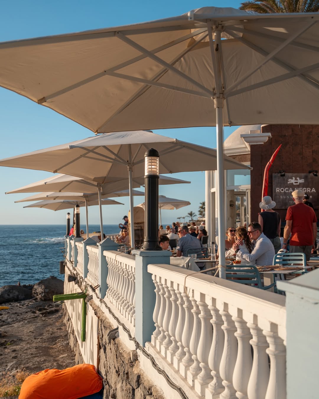 Roca Negra Sunset Club